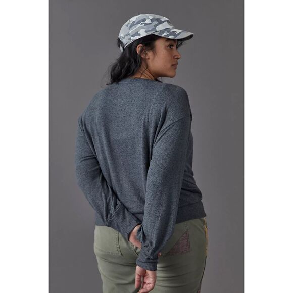 ✨Anthropologie Rocio Surplice Grey Sz Medium Top✨ - Picture 5 of 12